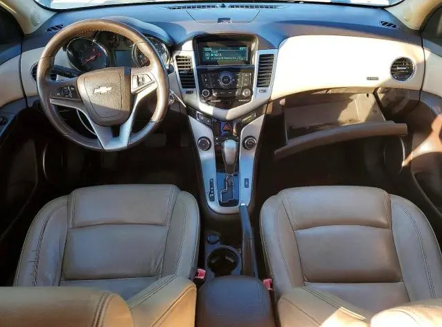 2012 CHEVROLET CRUZE LT  