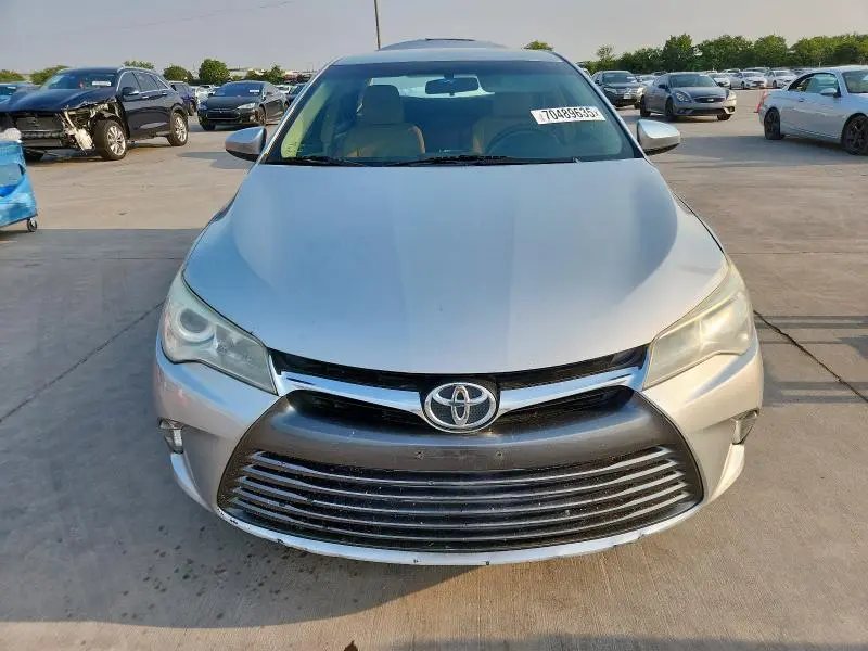 2015 TOYOTA CAMRY LE  