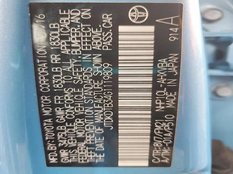 2016 TOYOTA PRIUS C TWO  