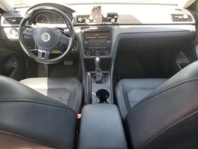 2014 VOLKSWAGEN PASSAT S  