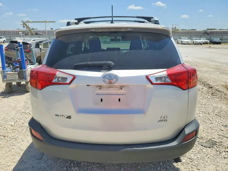 2014 TOYOTA RAV4 LE  