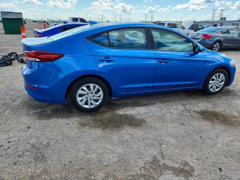 2017 HYUNDAI ELANTRA SE  