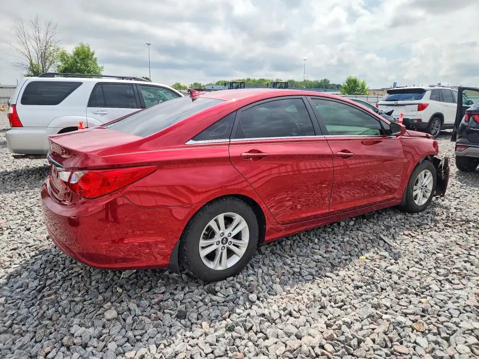 2011 HYUNDAI SONATA GLS  