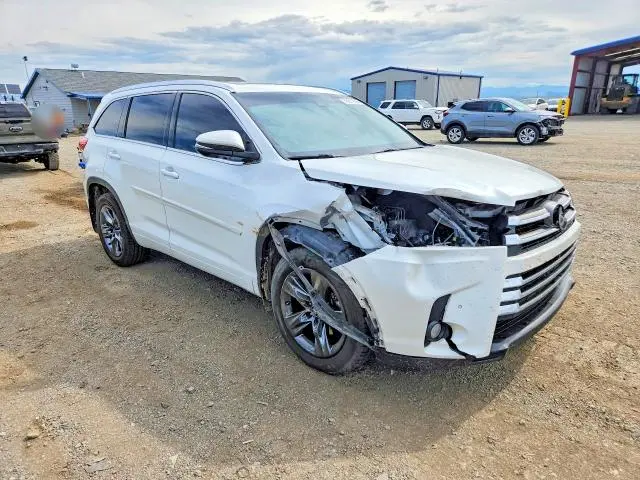 2017 TOYOTA HIGHLANDER LIMITED PLATINUM  