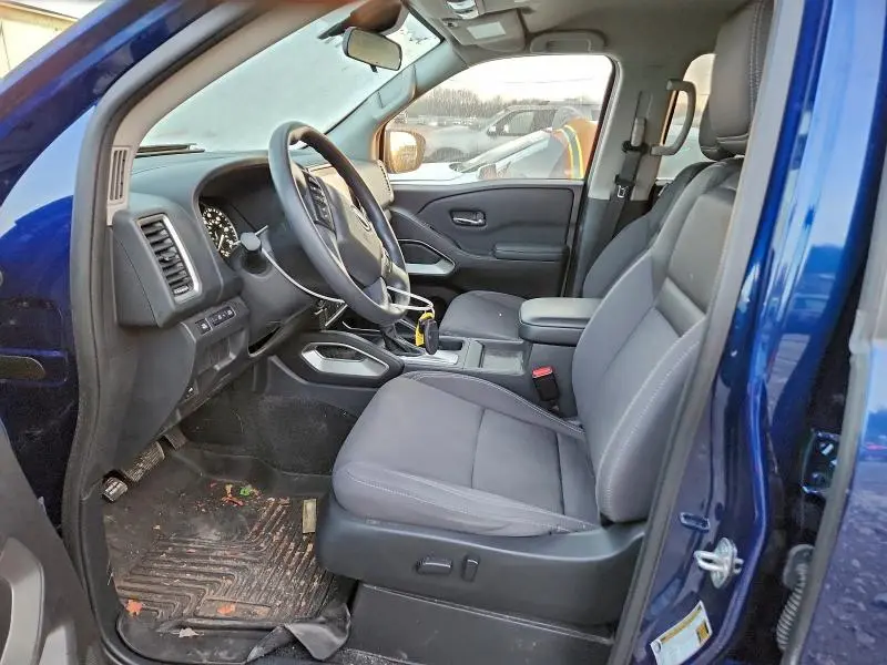 2022 NISSAN FRONTIER S  