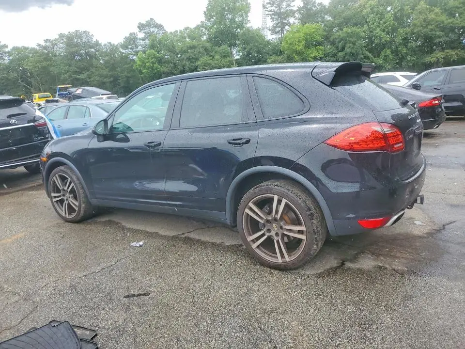 2013 PORSCHE CAYENNE   