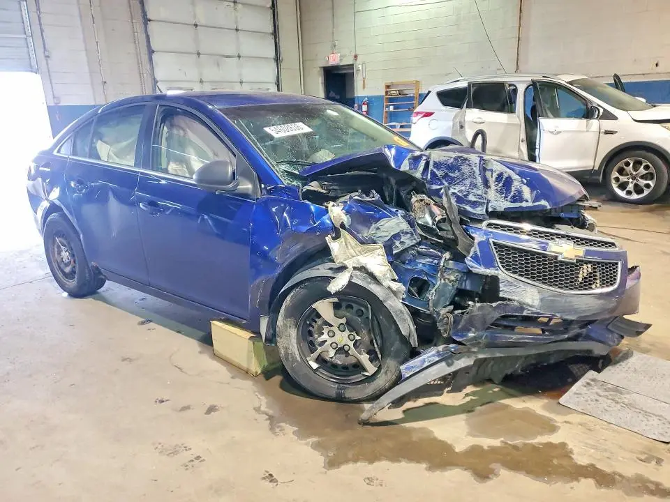 2012 CHEVROLET CRUZE LS  