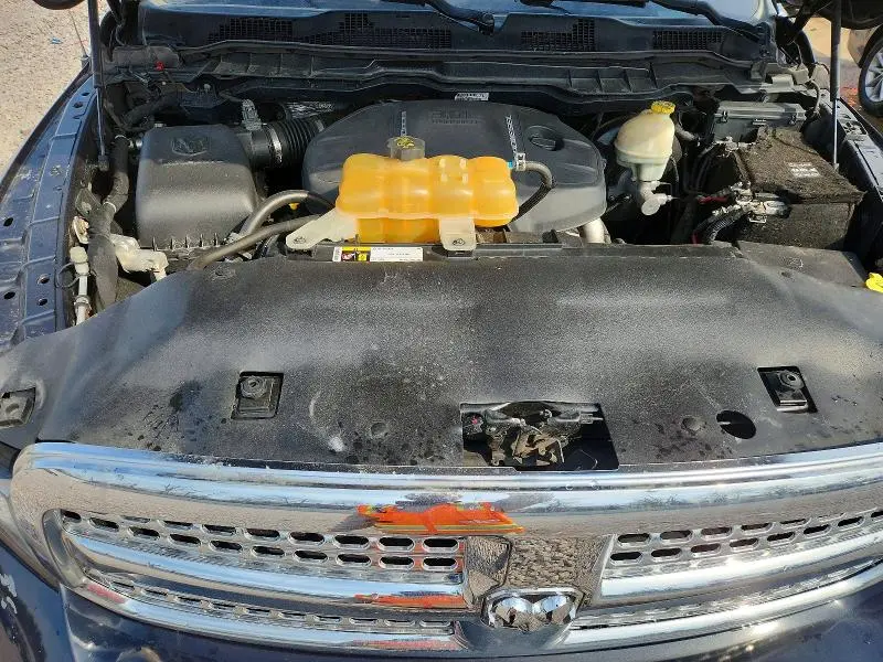 2015 RAM 1500 LARAMIE  