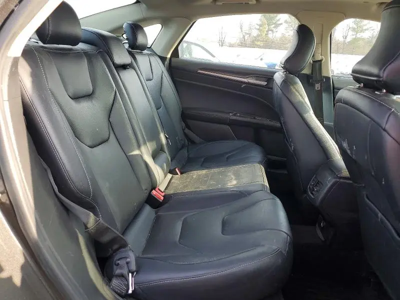 2019 FORD FUSION TITANIUM  