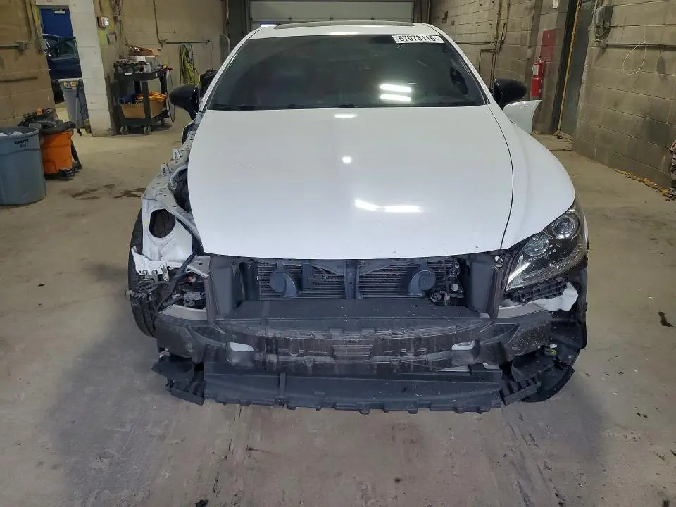 2015 LEXUS LS 460  