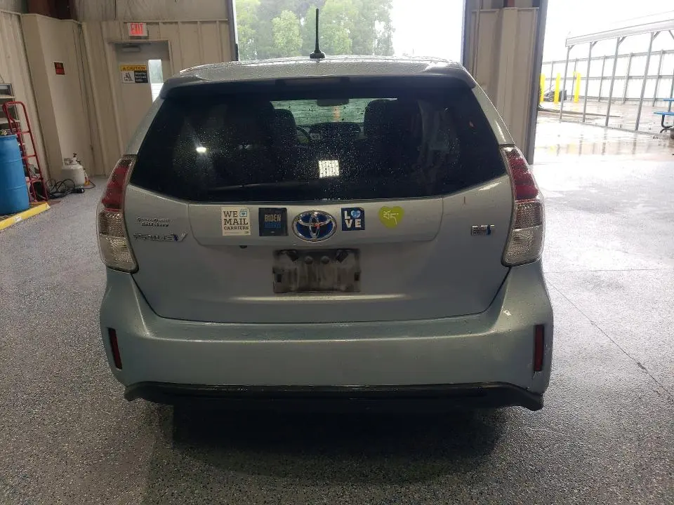 2015 TOYOTA PRIUS V FOUR  