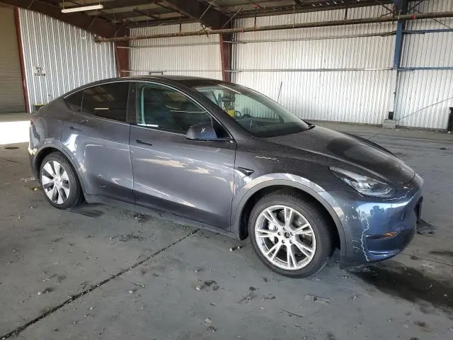 2021 TESLA Y
