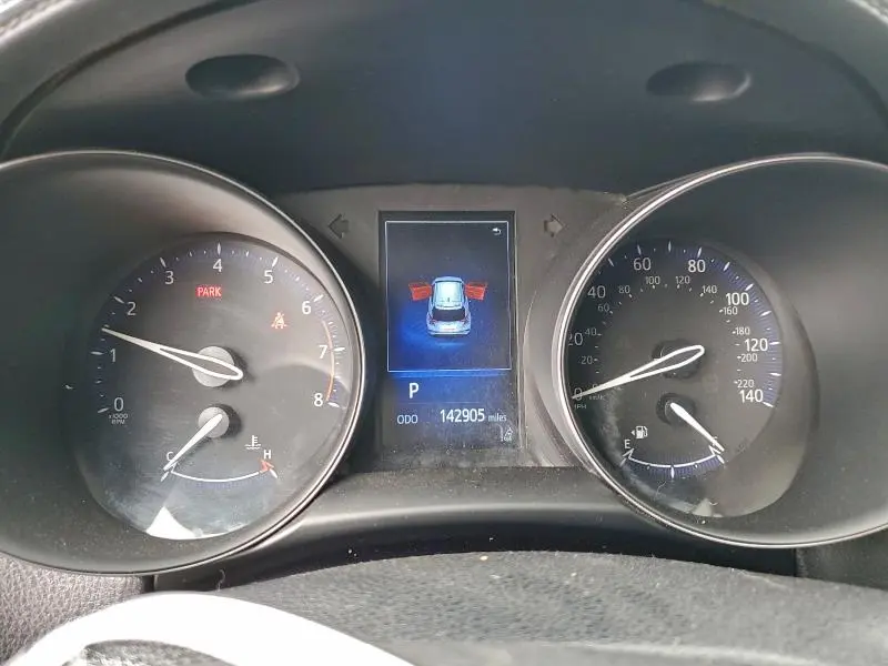 2018 TOYOTA C-HR XLE  