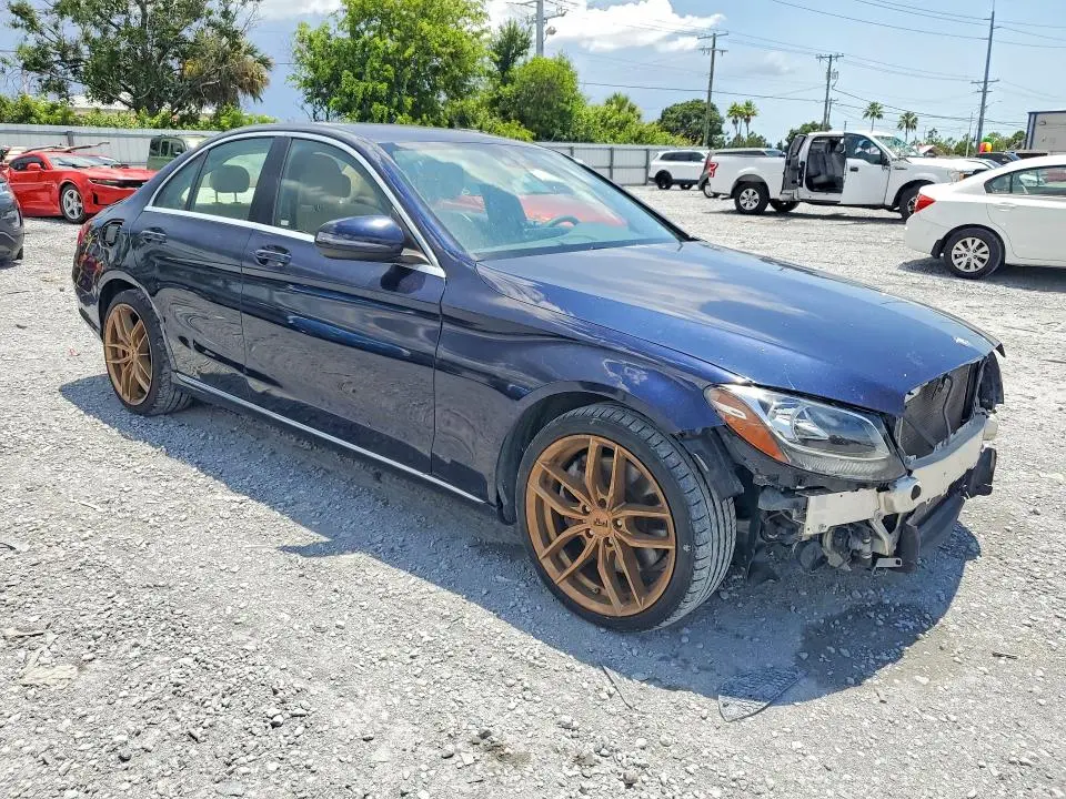 2016 MERCEDES-BENZ C 300  
