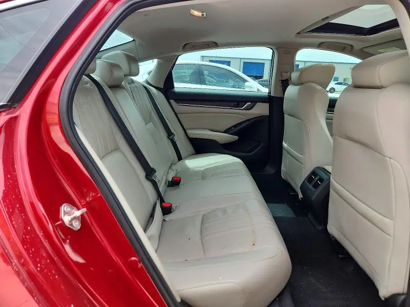 2018 HONDA ACCORD TOURING  