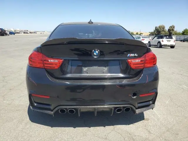 2015 BMW M4   
