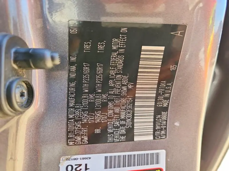 2015 TOYOTA SIENNA XLE 8-PASSENGER  