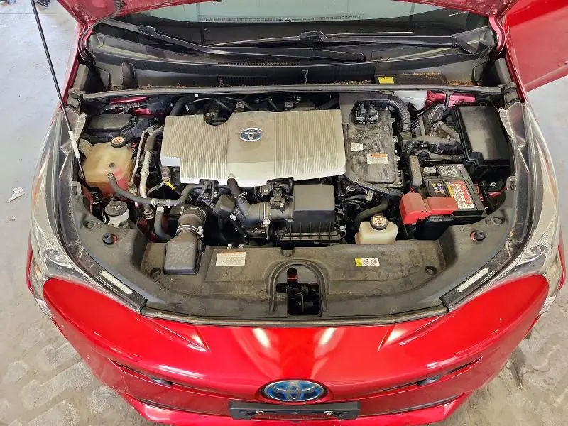 2018 TOYOTA PRIUS THREE TOURING  