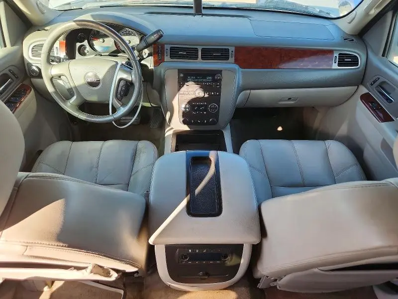 2013 GMC YUKON XL K1500 SLT  