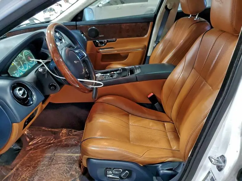 2015 JAGUAR XJL PORTFOLIO  