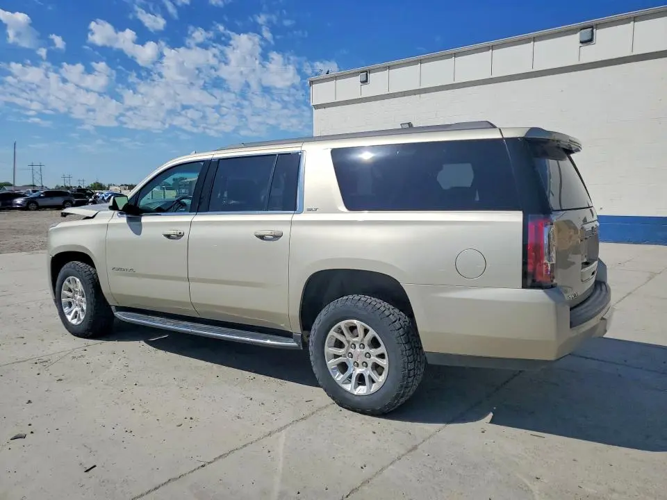2017 GMC YUKON XL K1500 SLT  