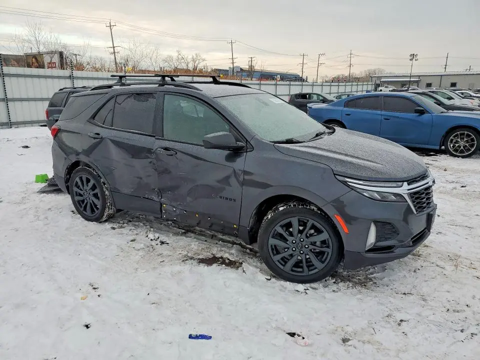 2022 CHEVROLET EQUINOX RS  