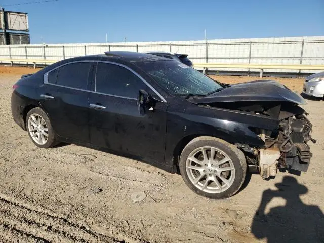 2011 NISSAN MAXIMA S  