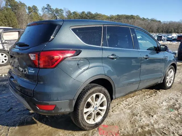2019 FORD ESCAPE SE  