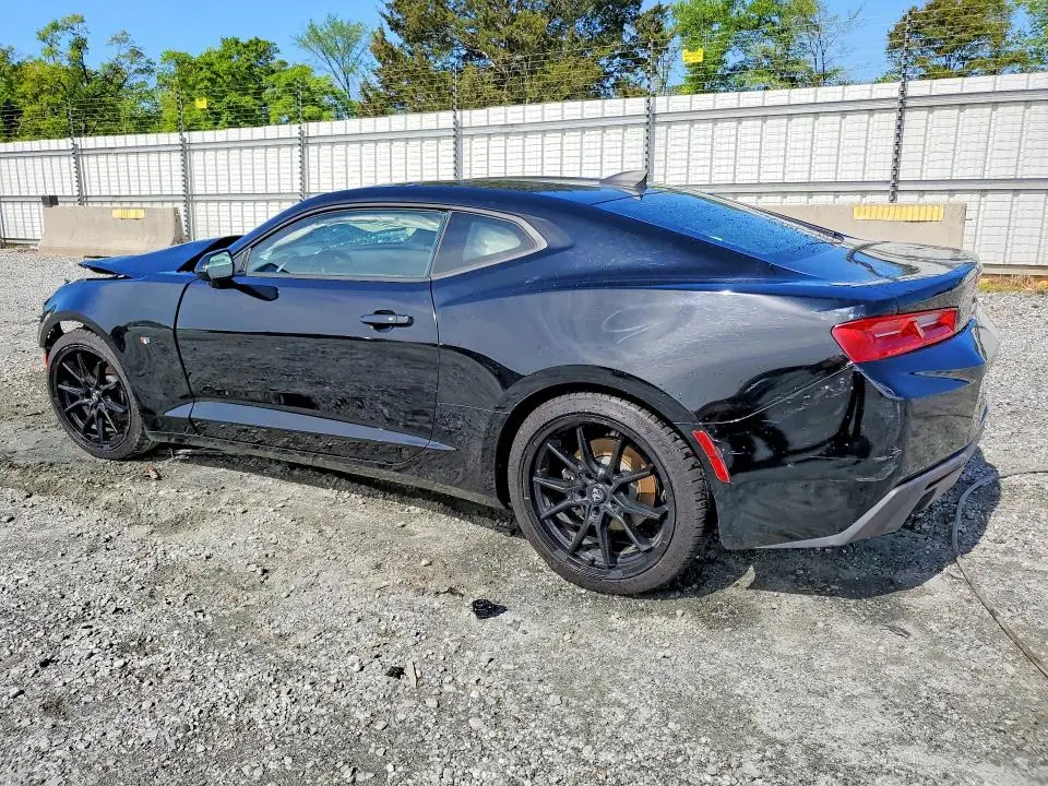 2018 CHEVROLET CAMARO LT  