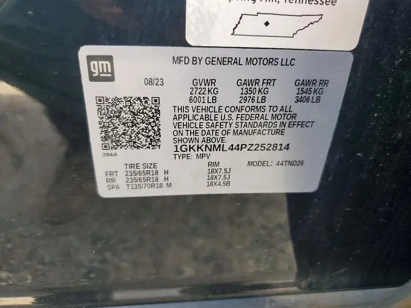2023 GMC ACADIA SLT  