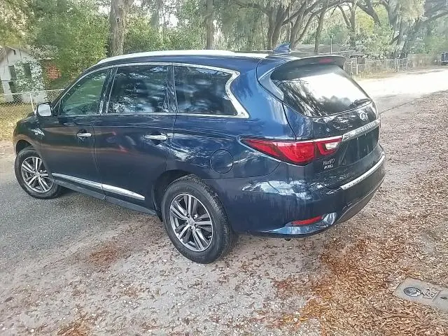 2020 INFINITI QX60 LUXE  