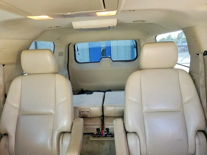 2011 CHEVROLET SUBURBAN C1500 LTZ  