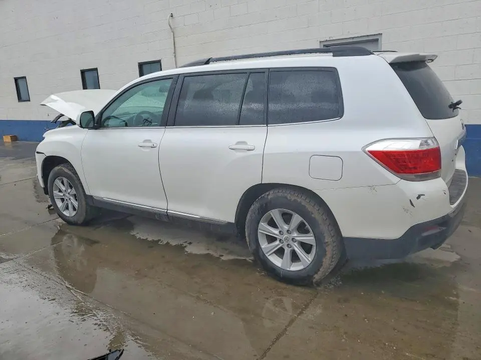 2012 TOYOTA HIGHLANDER   