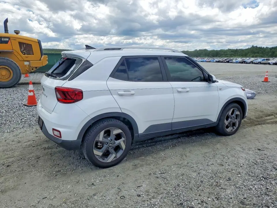 2022 HYUNDAI VENUE SEL  