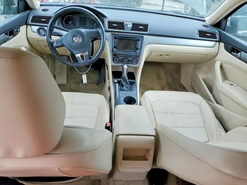 2015 VOLKSWAGEN PASSAT S  