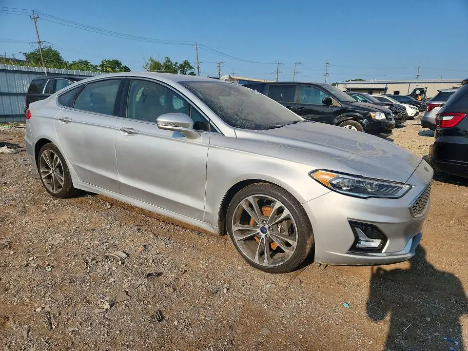 2019 FORD FUSION TITANIUM  