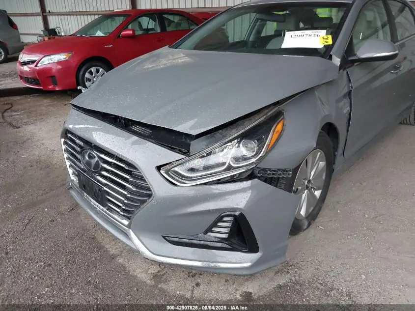 2019 HYUNDAI SONATA HYBRID SE