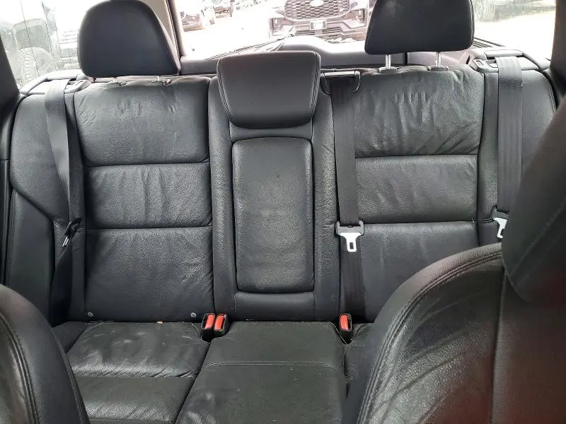 2011 VOLVO V50 T5  