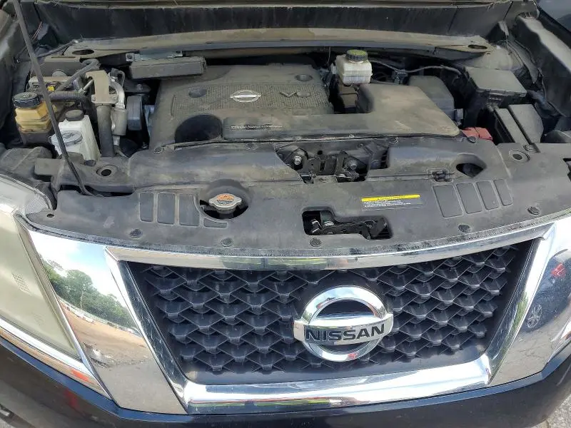 2016 NISSAN PATHFINDER SV  
