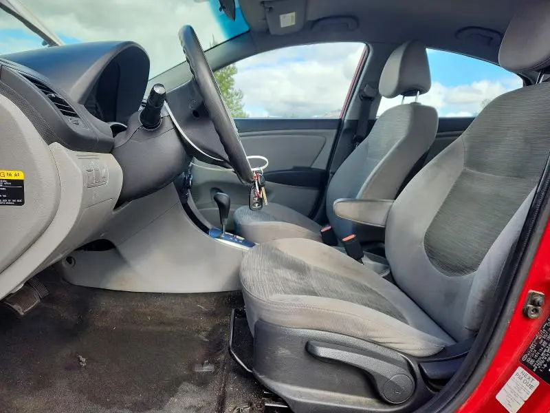 2015 HYUNDAI ACCENT GLS  