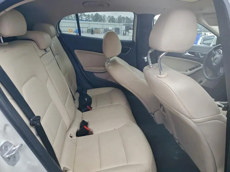 2018 MERCEDES-BENZ GLA 250  