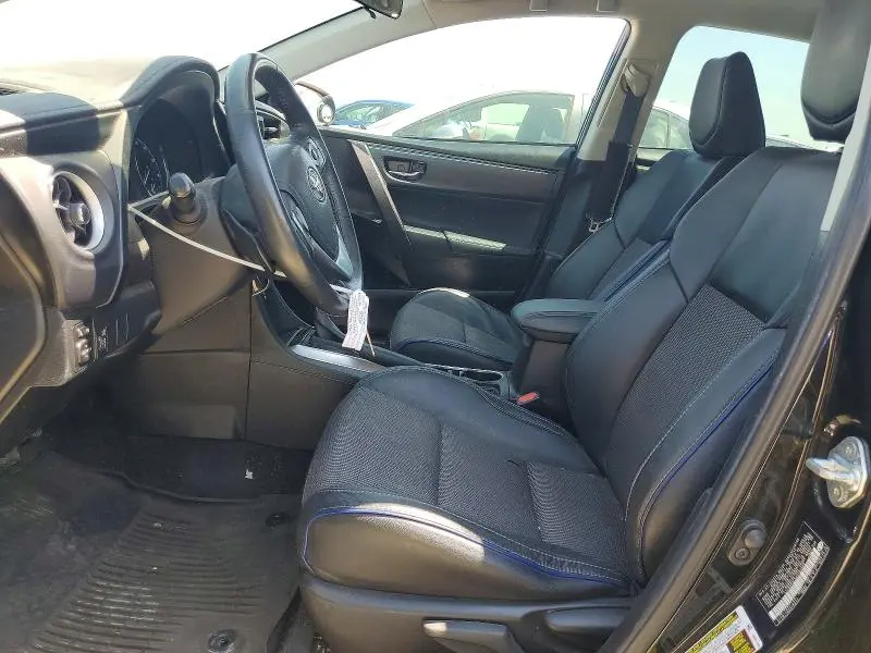 2018 TOYOTA COROLLA SE  