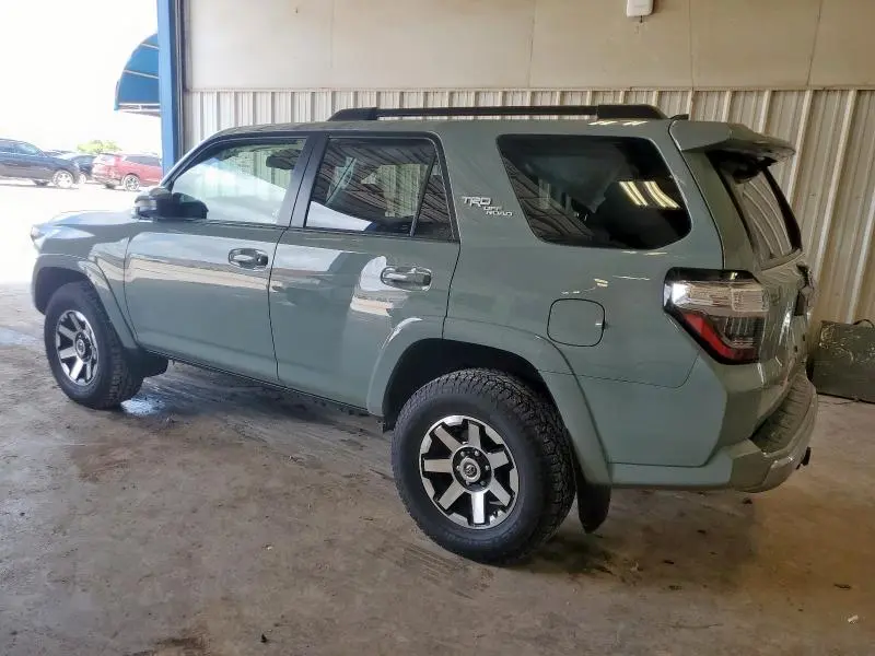 2022 TOYOTA 4RUNNER SR5/SR5 PREMIUM  