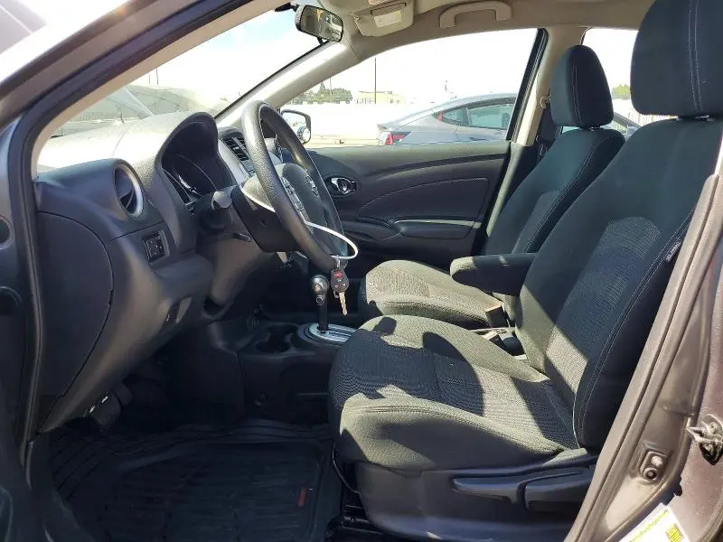 2019 NISSAN VERSA SV  