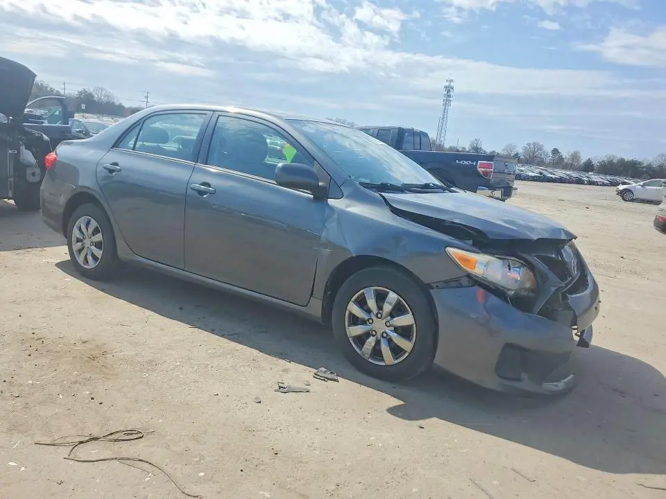 2011 TOYOTA COROLLA LE  