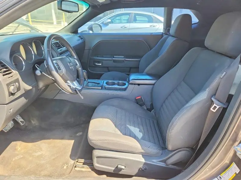 2013 DODGE CHALLENGER SXT  
