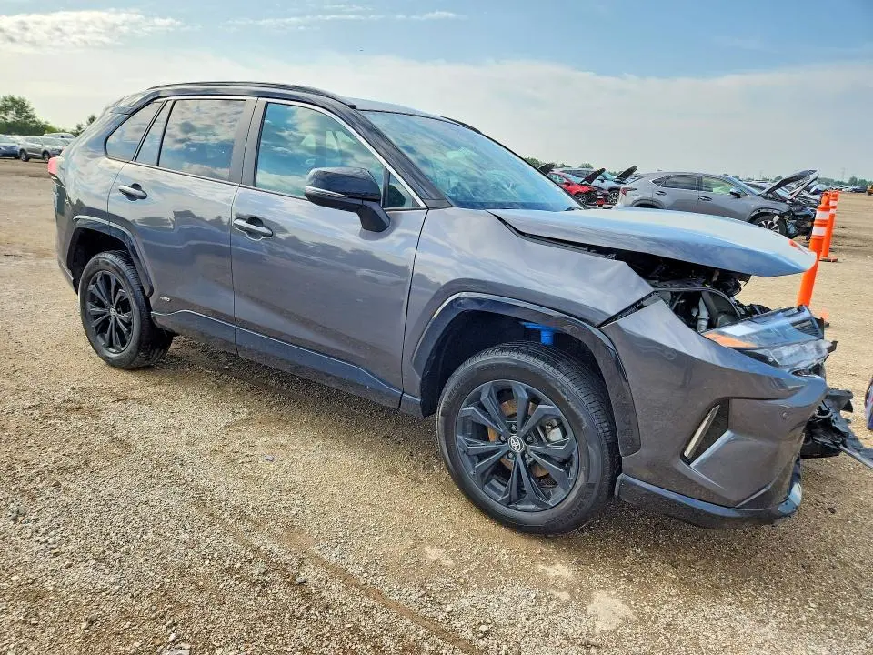 2024 TOYOTA RAV4 XSE  