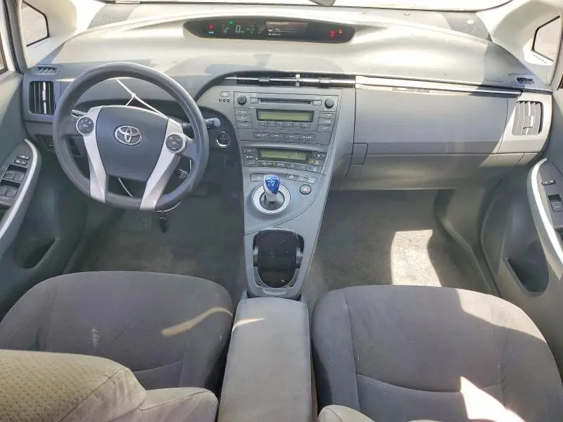 2010 TOYOTA PRIUS II  