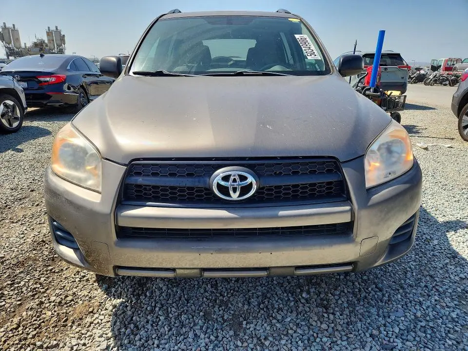 2011 TOYOTA RAV4 BASE  