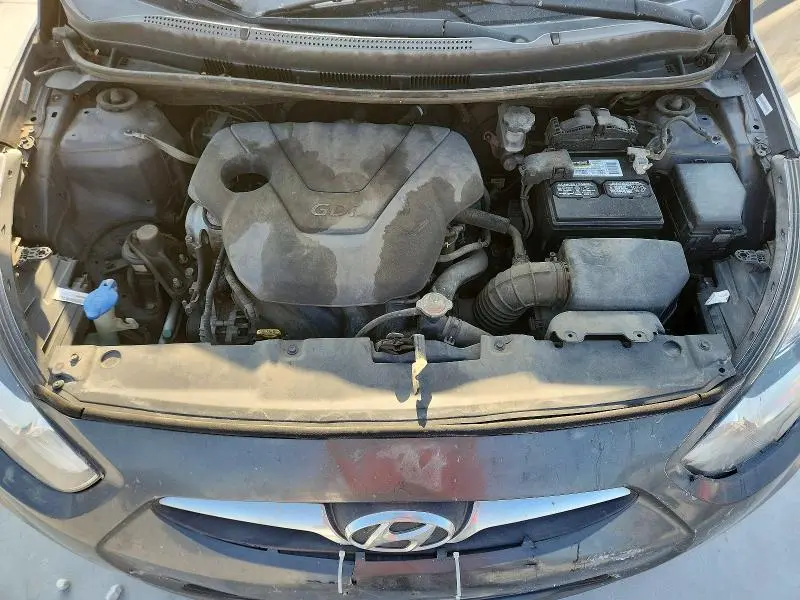 2013 HYUNDAI ACCENT GS  